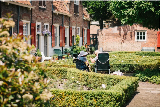 研究表明:老年人多用智能產(chǎn)品有利于保護認(rèn)知功能(圖1) 研究表明:老年人多用智能產(chǎn)品有利于保護認(rèn)知功能(圖1)