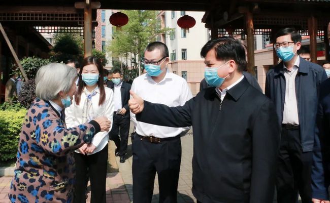 國家民政部李紀恒部長一行蒞臨福州市國德老年康養(yǎng)中心視察(圖6) 國家民政部李紀恒部長一行蒞臨福州市國德老年康養(yǎng)中心視察(圖6)