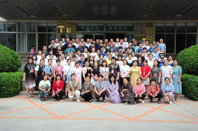 聊城市第四人民醫(yī)院召開(kāi)全市養(yǎng)老服務(wù)人員社工專題培訓(xùn)班(圖4)