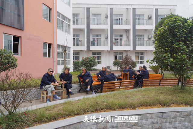 仁懷民政:推動(dòng)養(yǎng)老事業(yè)向養(yǎng)老產(chǎn)業(yè)迅速轉(zhuǎn)變(圖1) 仁懷民政:推動(dòng)養(yǎng)老事業(yè)向養(yǎng)老產(chǎn)業(yè)迅速轉(zhuǎn)變(圖1)