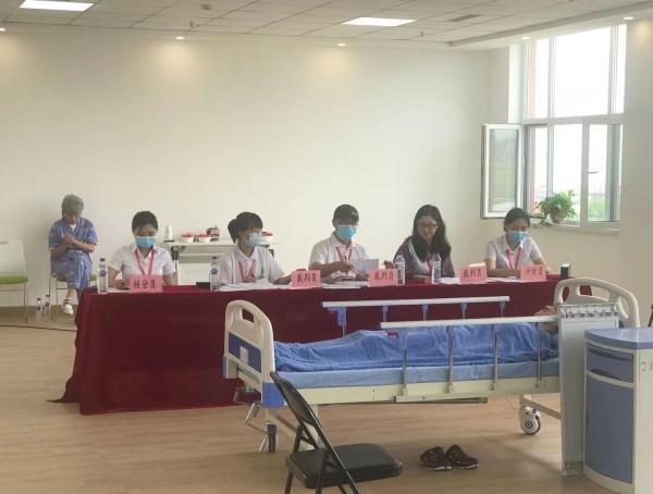 長(zhǎng)春市民政局、市人社局聯(lián)合舉辦 長(zhǎng)春市2021年養(yǎng)老護(hù)理職業(yè)技能競(jìng)賽(圖3)